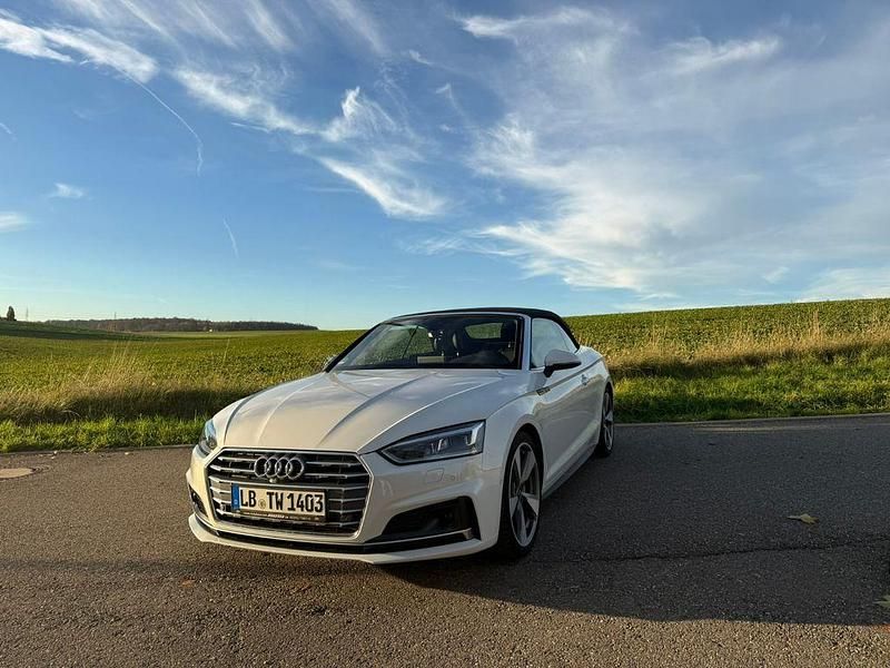Weiß Gebraucht 2018 Audi A5 Cabriolet Sport Cabrio | 35.000 € (Teuer) - Bild 1/4