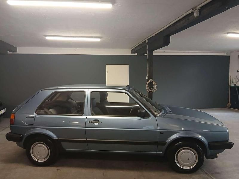 Gebraucht VW Golf III 69 PS (50 kW) 1992 Hellblau Kleinwagen