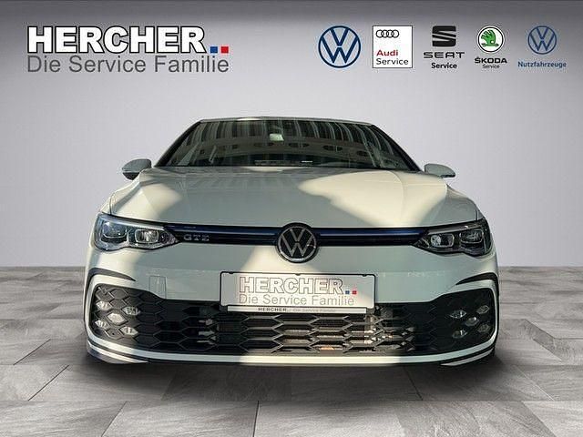 Gebraucht VW Golf VIII GTE 150 PS (110 kW) 2020 Weiß Limousine