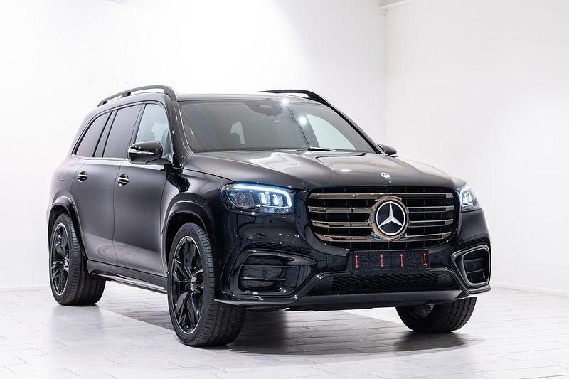 Schwarz Neu 2025 Mercedes GLS450 Night SUV | 140.301 € - Bild 1/4