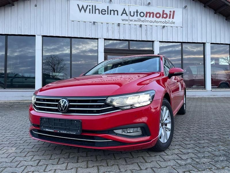 Gebraucht VW Passat Business 122 PS (89 kW) 2023 Rot Kombi