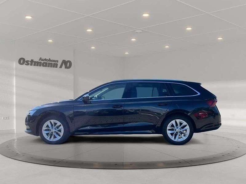 Gebraucht Skoda Octavia Style 150 PS (110 kW) 2022 Blackmagic perleffekt Kombi