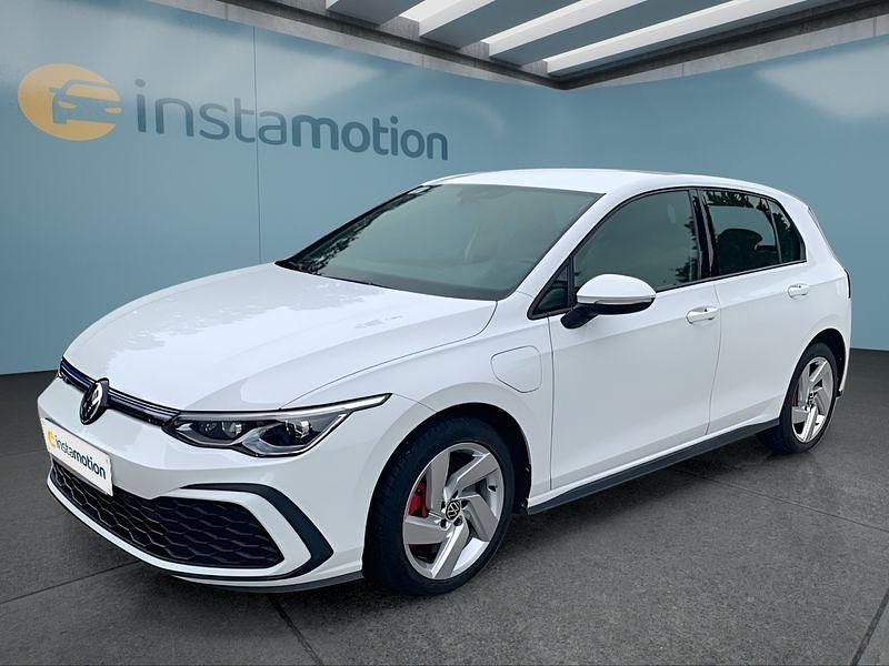 Weiß Gebraucht 2022 VW Golf VIII GTE Kleinwagen | 18.899 € (Guter Preis) - Bild 1/4