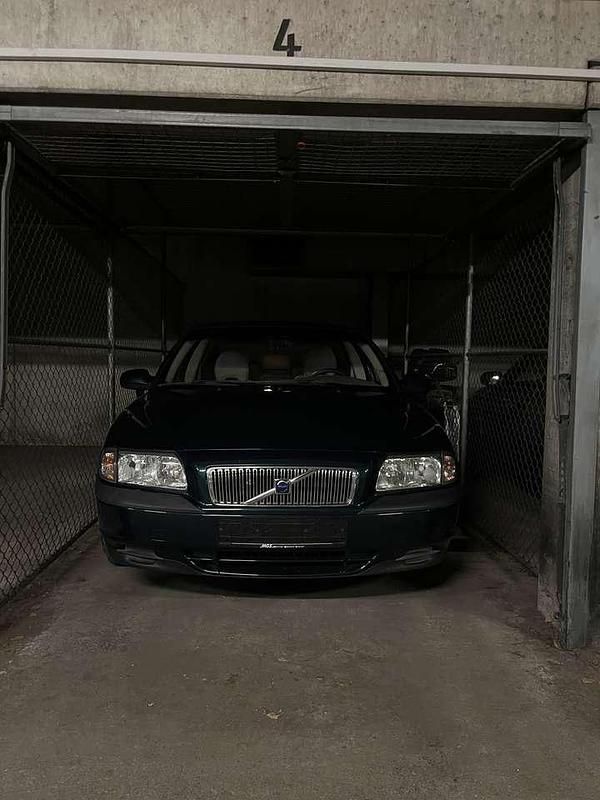 Grün Gebraucht 2000 Volvo S80 Limousine | 6.499 € - Bild 1/4