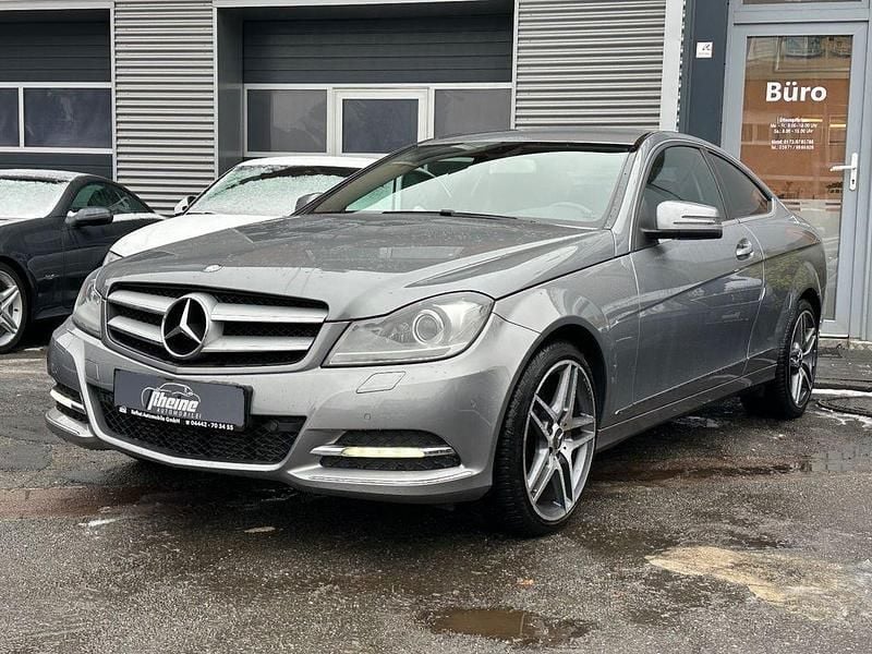 Gebraucht Mercedes C220 170 PS (125 kW) 2013 Silber Coupé