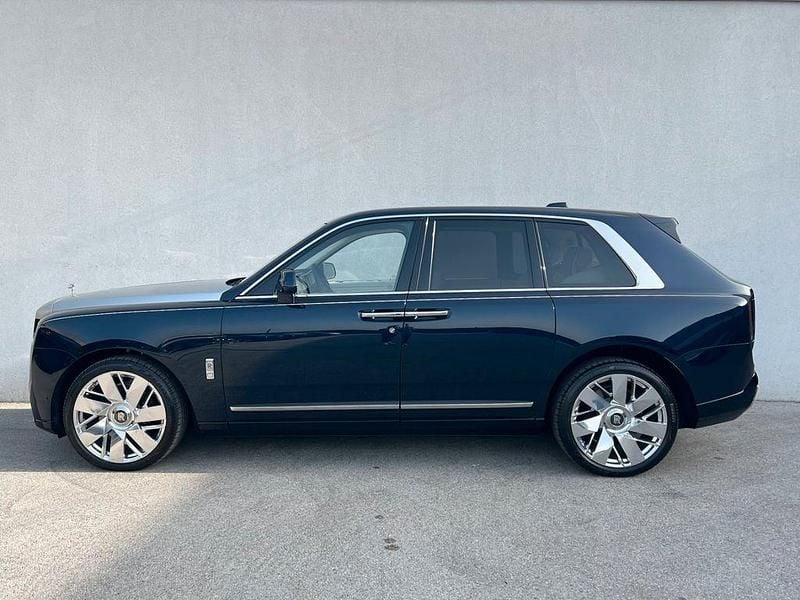 Neu Rolls Royce Cullinan 571 PS (419 kW) 2025 SUV