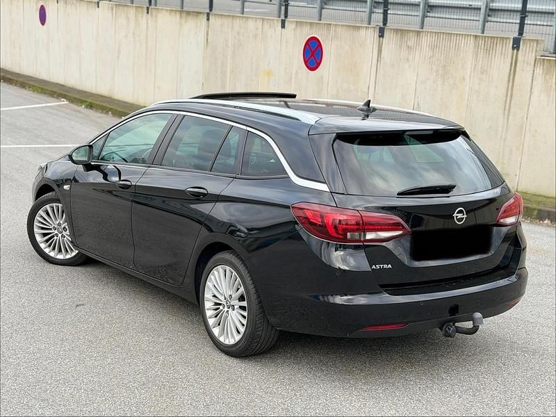 Gebraucht Opel Astra 110 PS (80 kW) 2018 Schwarz Kombi