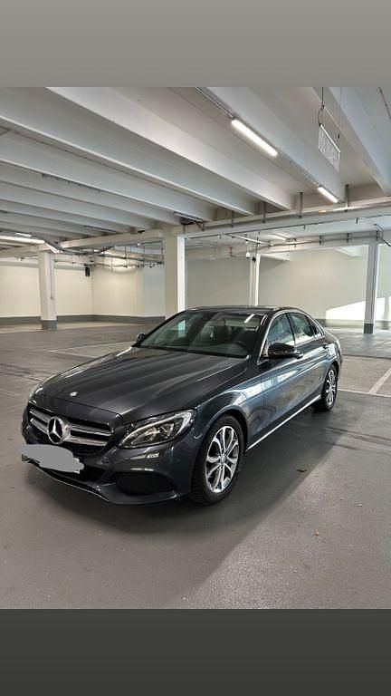 Andere farben Gebraucht 2015 Mercedes C200 Avantgarde Limousine | 16.000 € (Guter Preis) - Bild 1/4