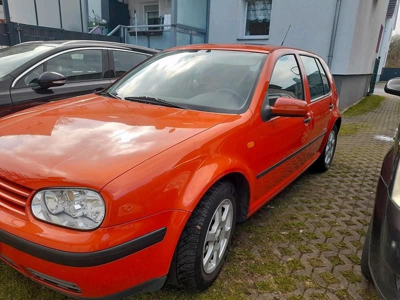 Orange Gebraucht 1998 VW Golf IV Limousine | 1.650 € - Bild 1/4