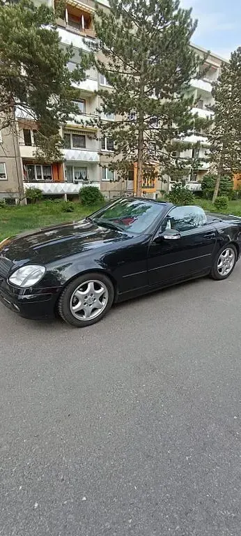 Second-hand Mercedes SLK200 163 CP (119 kW) 2000 Negru Cabrio