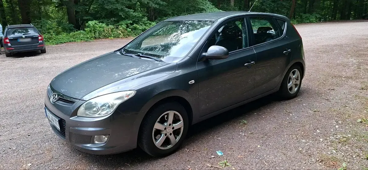 Gebraucht Hyundai i30 125 PS (91 kW) 2007 Grau Kleinwagen