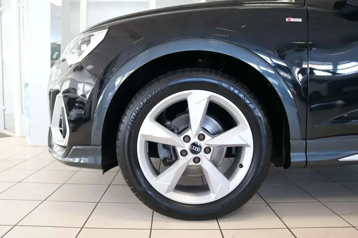 Gebraucht Audi Q3 Sportback S-Line 150 PS (110 kW) 2022 Schwarz SUV