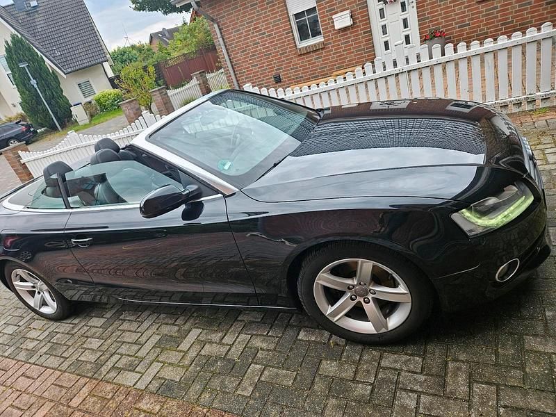 Gebraucht Audi A5 Cabriolet 170 PS (125 kW) 2010 Schwarz Cabrio