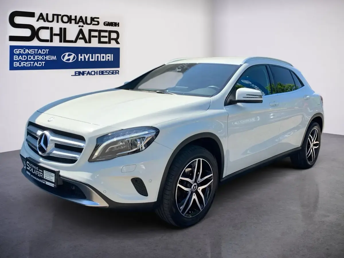 Gebraucht Mercedes GLA220 Urban 177 PS (130 kW) 2016 SUV