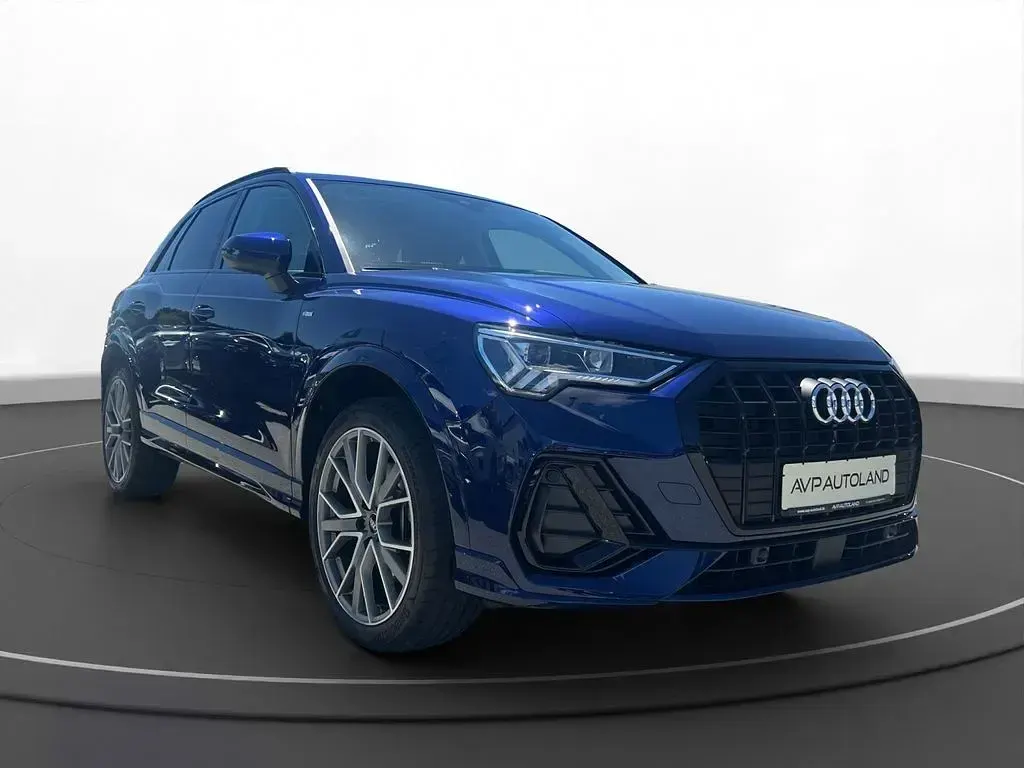 Gebraucht Audi Q3 S-Line 245 PS (180 kW) 2024 Blau SUV