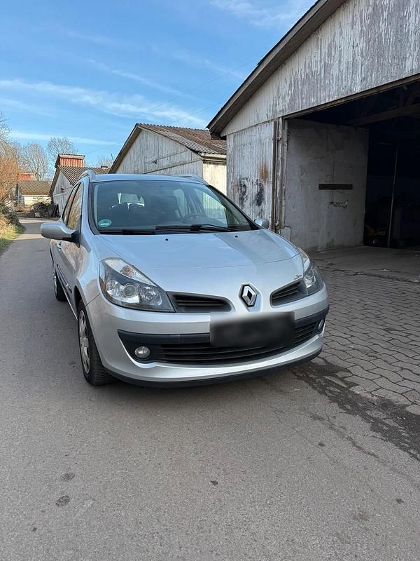 Gebraucht Renault Clio GrandTour 101 PS (74 kW) 2007 Silber Kombi