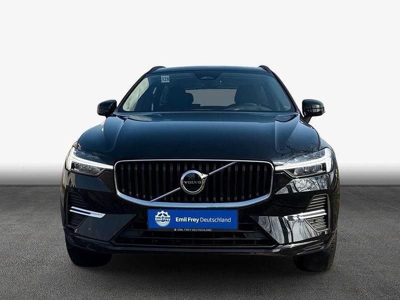 Gebraucht Volvo XC60 Core 250 PS (183 kW) 2024 Onyx black SUV