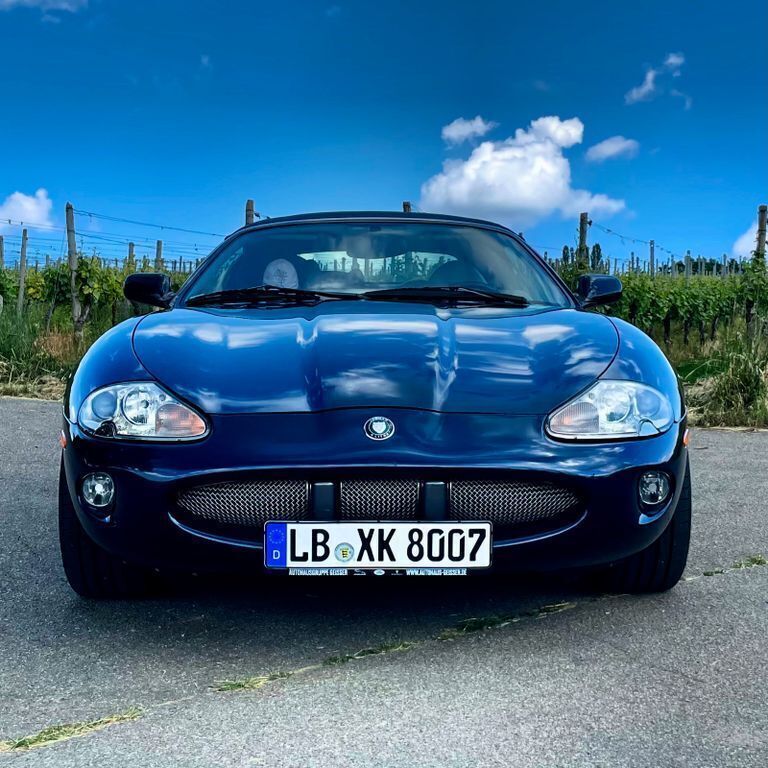Blau Gebraucht 1998 Jaguar XK8 Cabrio | 28.500 € - Bild 1/4