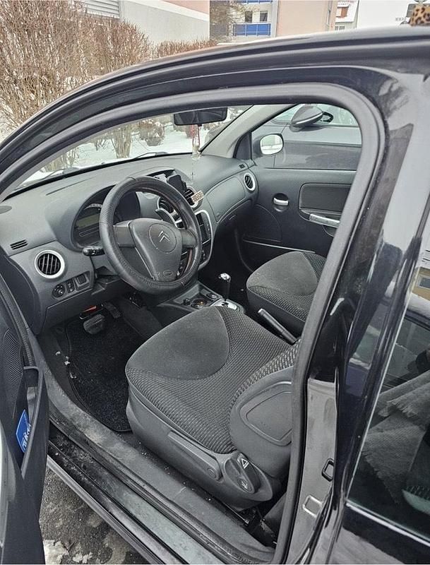 Gebraucht Citroën C2 90 PS (66 kW) 2008 Schwarz Kleinwagen