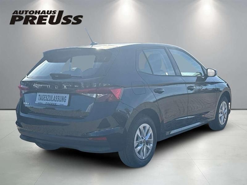 Neu Skoda Fabia Selection 95 PS (69 kW) 2025 Schwarz Kleinwagen