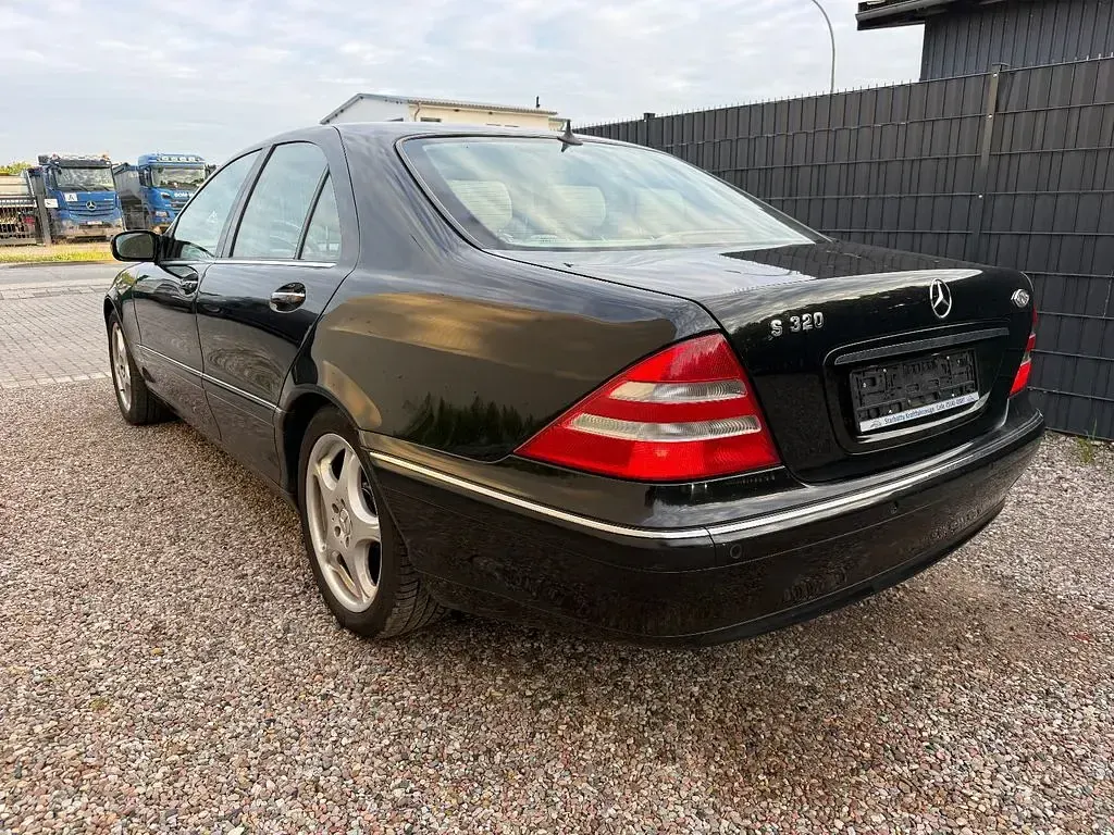 Gebraucht Mercedes S320 224 PS (164 kW) 1999 Schwarz Limousine