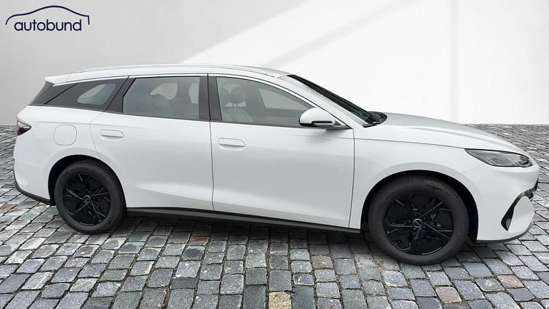 Neu BYD Seal Boost 184 PS (135 kW) 2025 Weiß Kombi