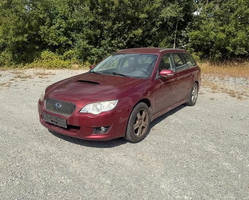 Rot Gebraucht 2009 Subaru Legacy Kombi | 550 € (Fairer Preis) - Bild 1/4