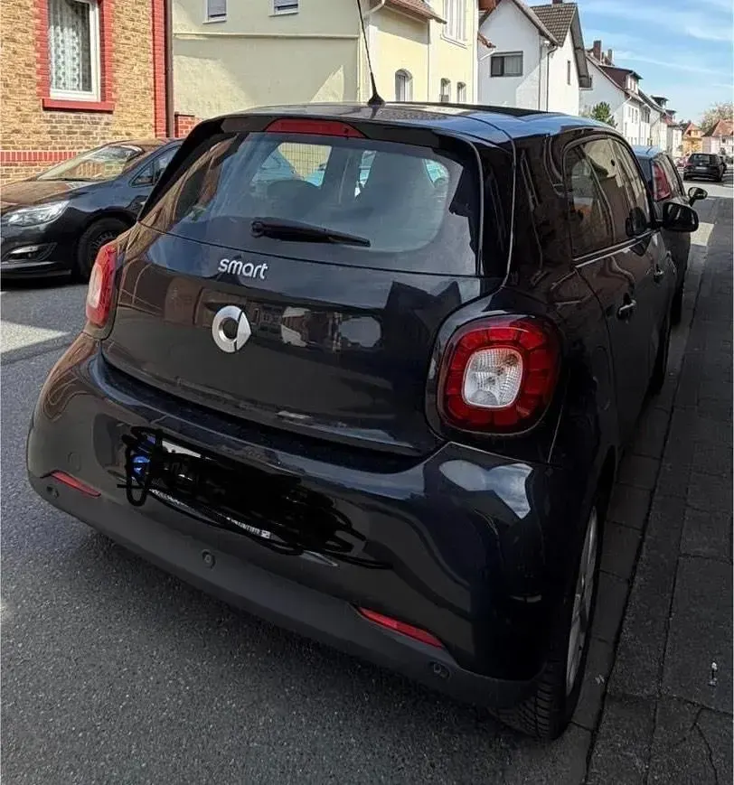 Gebraucht Smart ForFour Basis 71 PS (52 kW) 2015 Schwarz Kleinwagen
