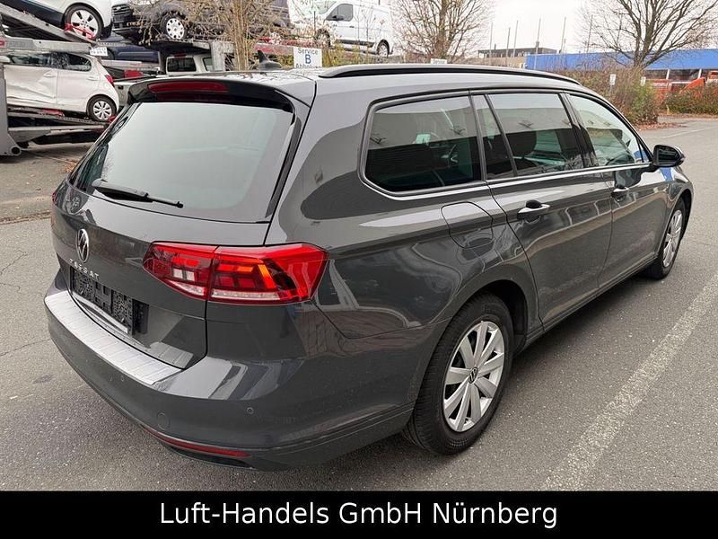 Gebraucht VW Passat Conceptline 122 PS (89 kW) 2020 Grau Kombi