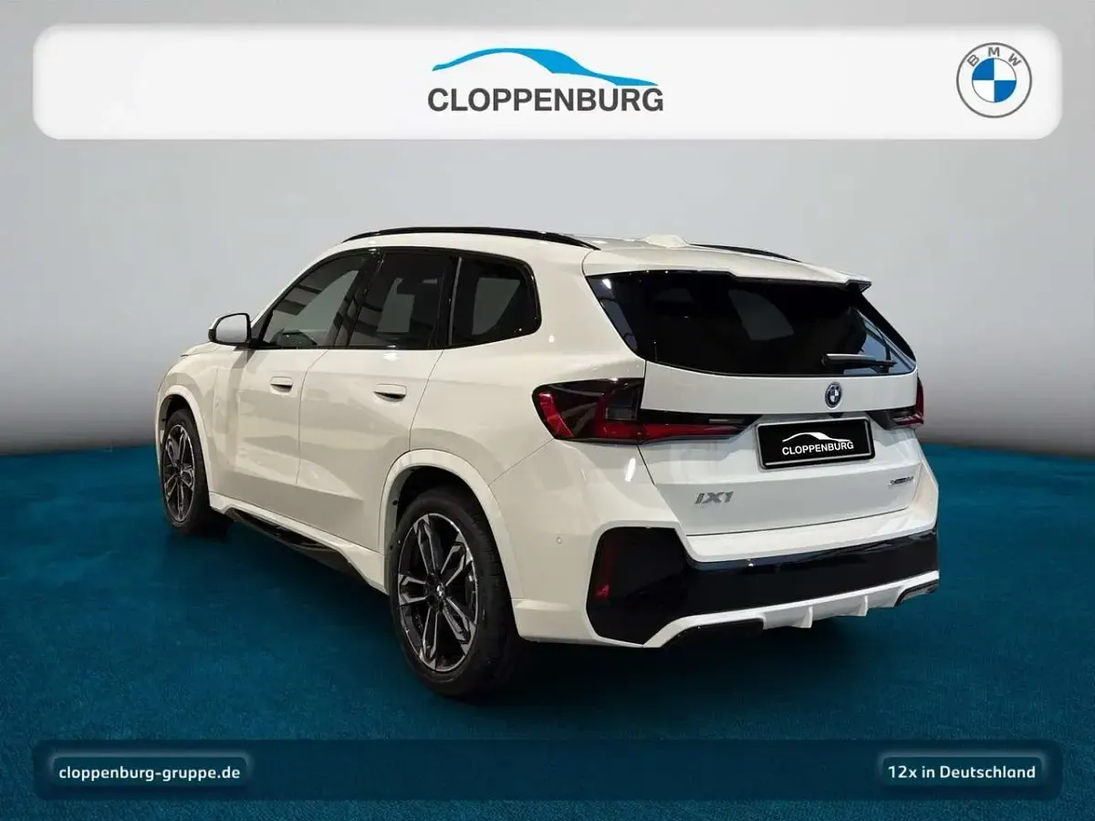 Gebraucht BMW iX1 Luxury Line 230 kW (313 PS) 2025 Weiß SUV