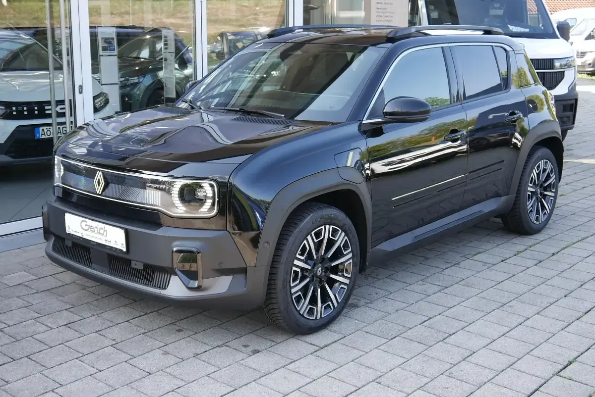 Gebraucht Renault 4 E-Tech Iconic 77 kW (106 PS) 2026 SUV