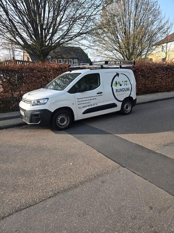 Gebraucht Citroën Berlingo 76 PS (55 kW) 2021 Weiß Van / Kleinbus