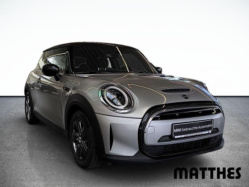 Gebraucht Mini Cooper SE Essential 135 kW (184 PS) 2023 Silber Kleinwagen