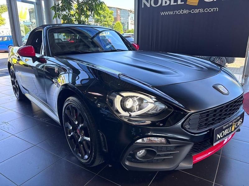 Gebraucht Abarth 124 Spider 170 PS (125 kW) 2018 Schwarz (colore esterno (jet black (meta (metallic) Cabrio