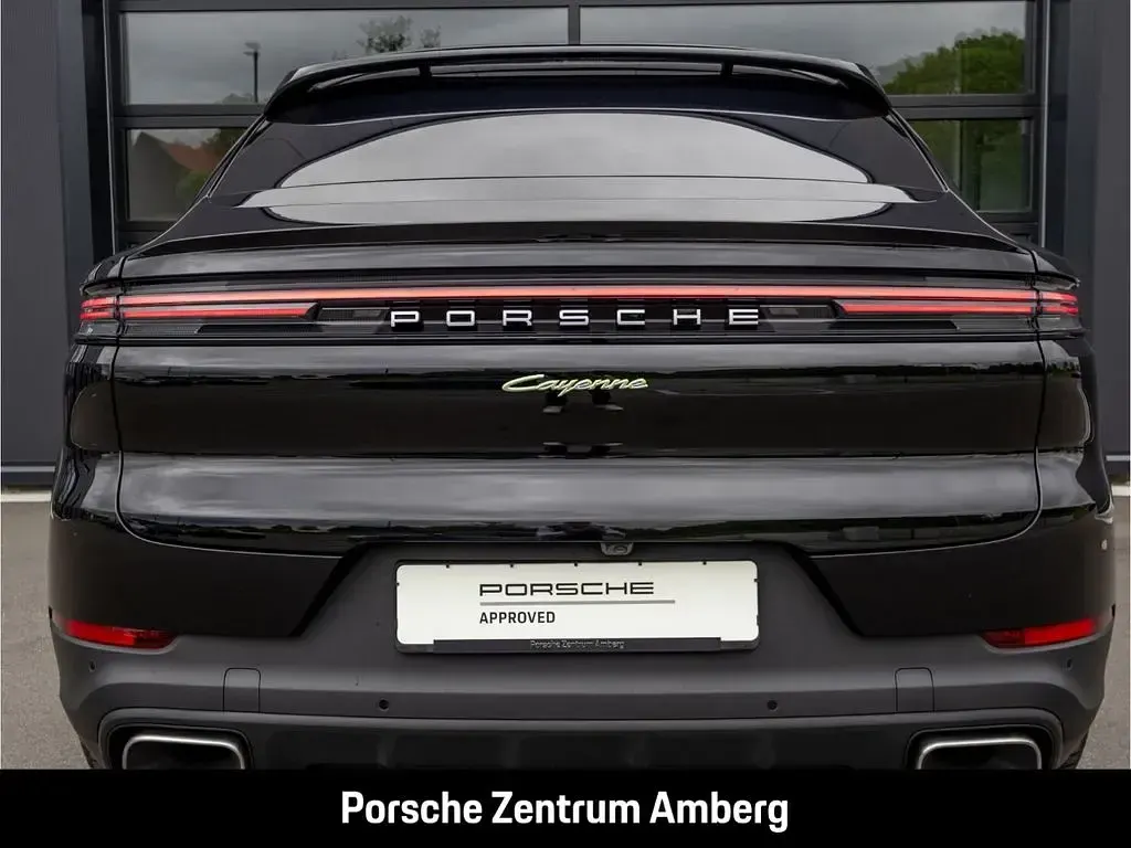 Gebraucht Porsche Cayenne E-Hybrid Coupe 470 PS (345 kW) 2024 Schwarz SUV