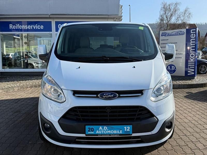 Gebraucht Ford Transit 170 PS (125 kW) 2017 Weiß Kombi