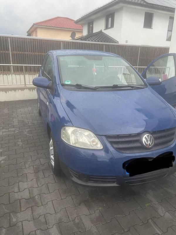 Blau Gebraucht 2005 VW Fox Kleinwagen | 1.200 € (Fairer Preis) - Bild 1/4