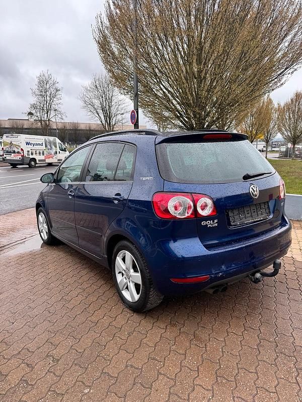Gebraucht VW Golf VI 122 PS (89 kW) 2010 Blau Kleinwagen
