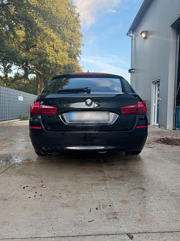 Gebraucht BMW 525 218 PS (160 kW) 2014 Schwarz Kombi