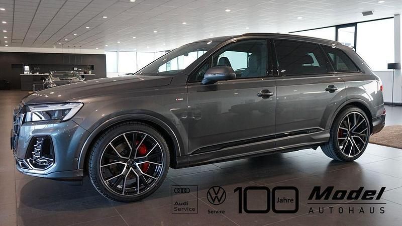 Grau Gebraucht 2025 Audi Q7 S-Line SUV | 79.900 € (Etwas zu teuer) - Bild 1/4