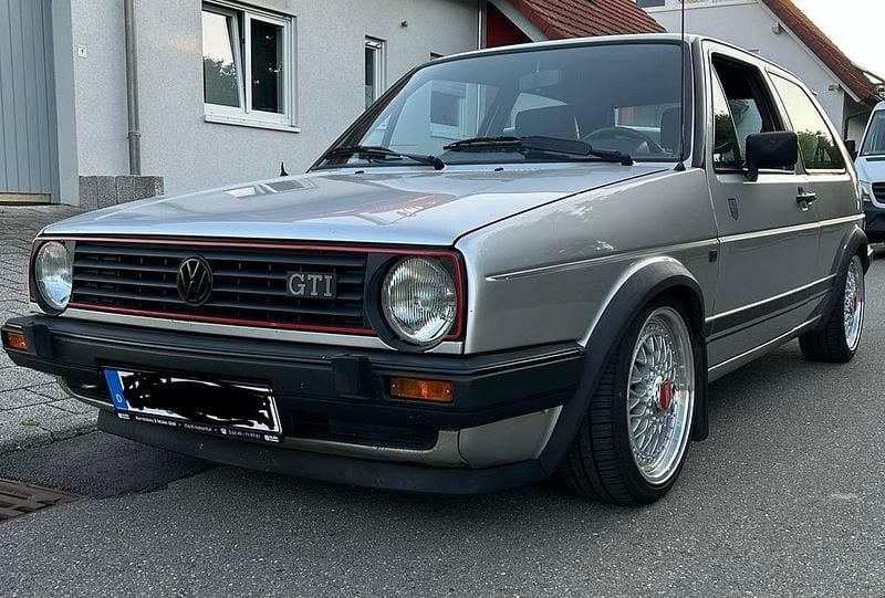 Silber Gebraucht 1984 VW Golf II GTI Coupé | 13.199 € - Bild 1/4