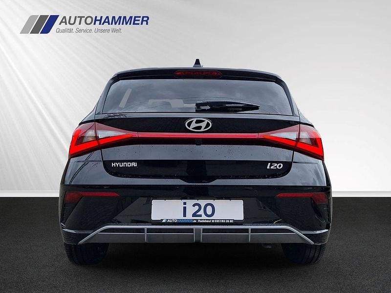 Gebraucht Hyundai i20 Blackline 90 PS (66 kW) 2026 Abyss black Kleinwagen