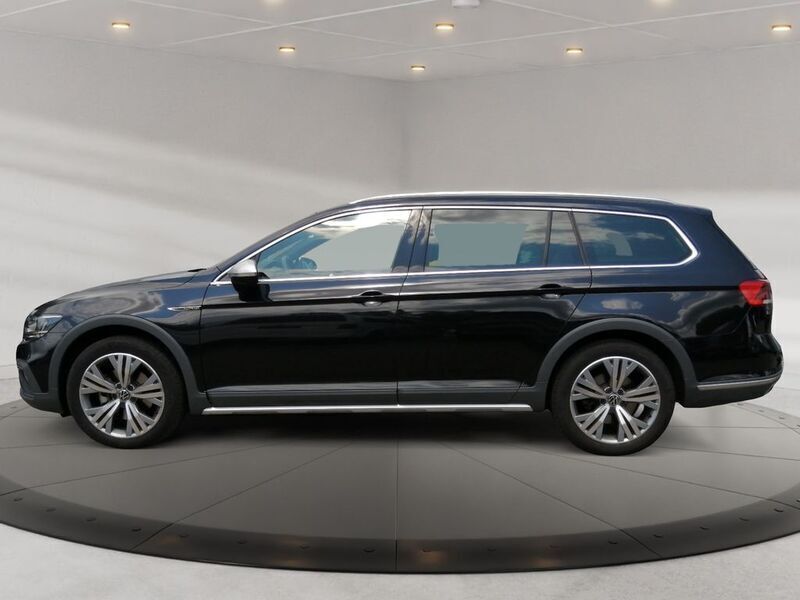 Gebraucht VW Passat Alltrack 200 PS (147 kW) 2022 Schwarz Kombi