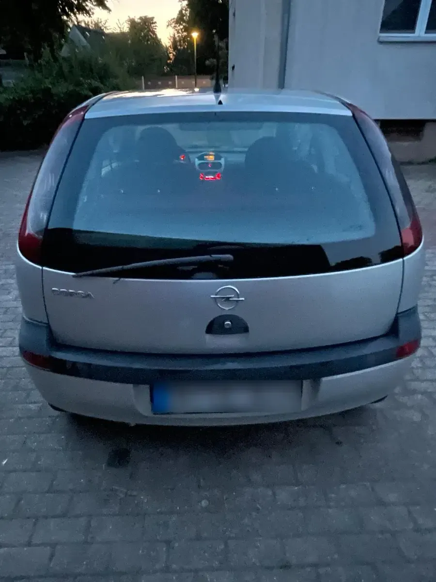 Gebraucht Opel Corsa 75 PS (55 kW) 2003 Silber Kleinwagen