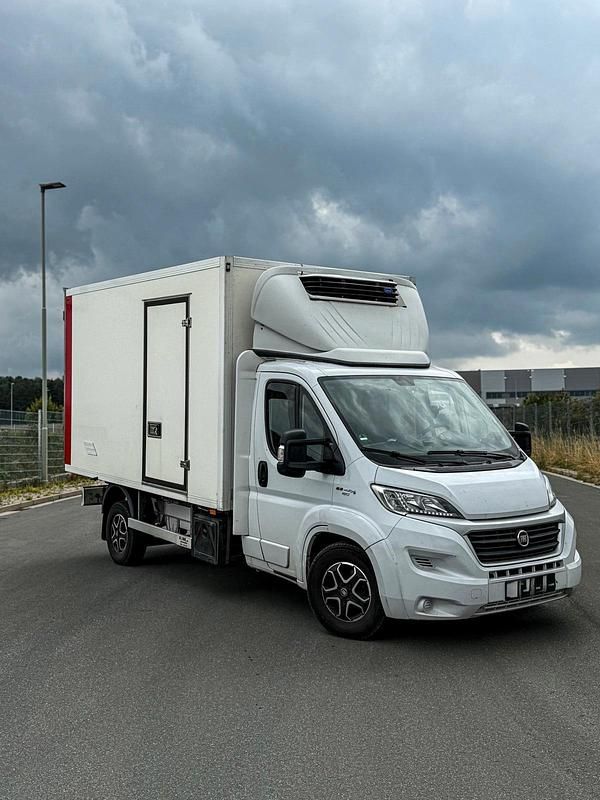 Weiß Gebraucht 2018 Fiat Ducato Van | 10.999 € (Fairer Preis) - Bild 1/4