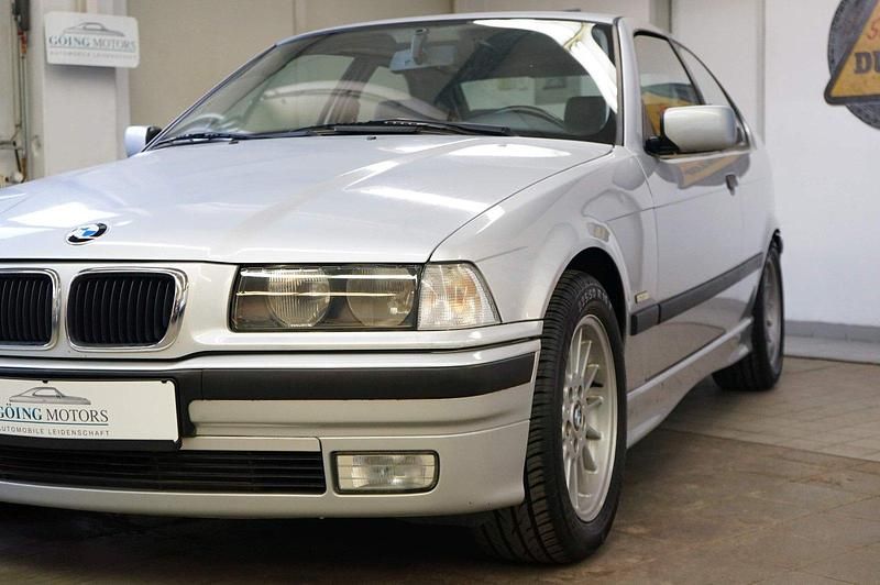 Gebraucht BMW 323 170 PS (125 kW) 1998 Silber Coupé