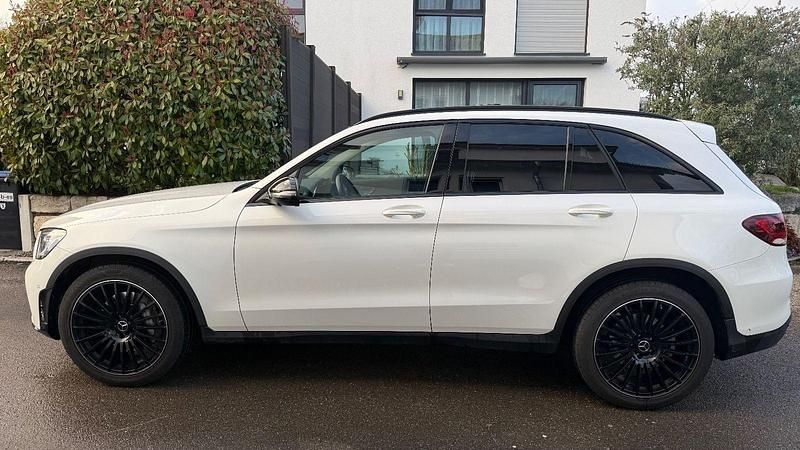 Gebraucht Mercedes GLC300 AMG 258 PS (189 kW) 2020 Weiß SUV