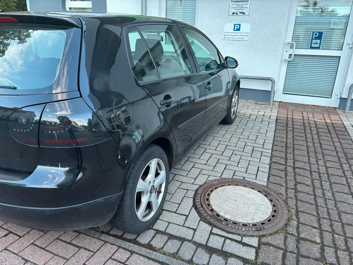Gebraucht VW Golf V 2005 Schwarz Kleinwagen