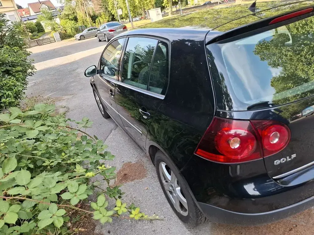 Gebraucht VW Golf VI Edition 80 PS (58 kW) 2008 Schwarz Kleinwagen