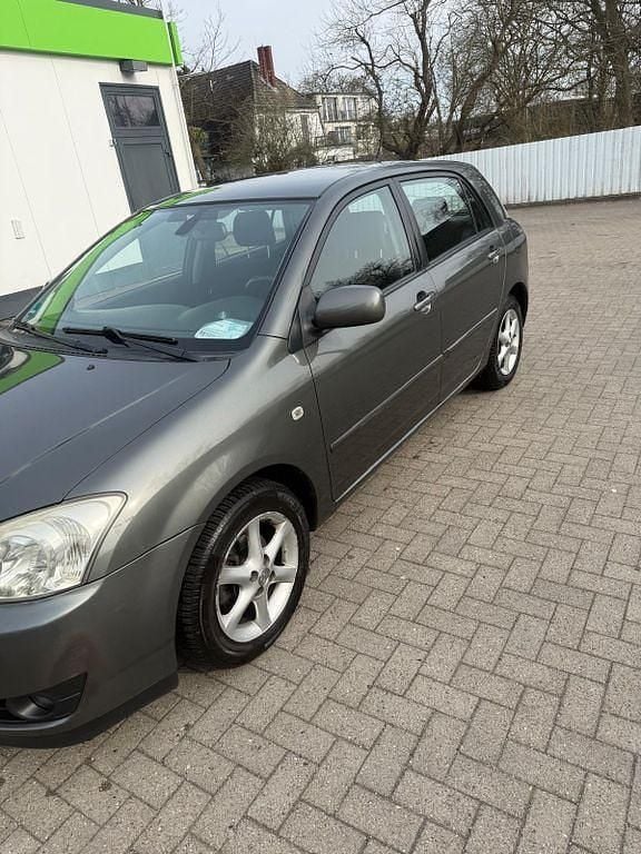 Gebraucht Toyota Corolla 110 PS (80 kW) 2004 Grau Limousine